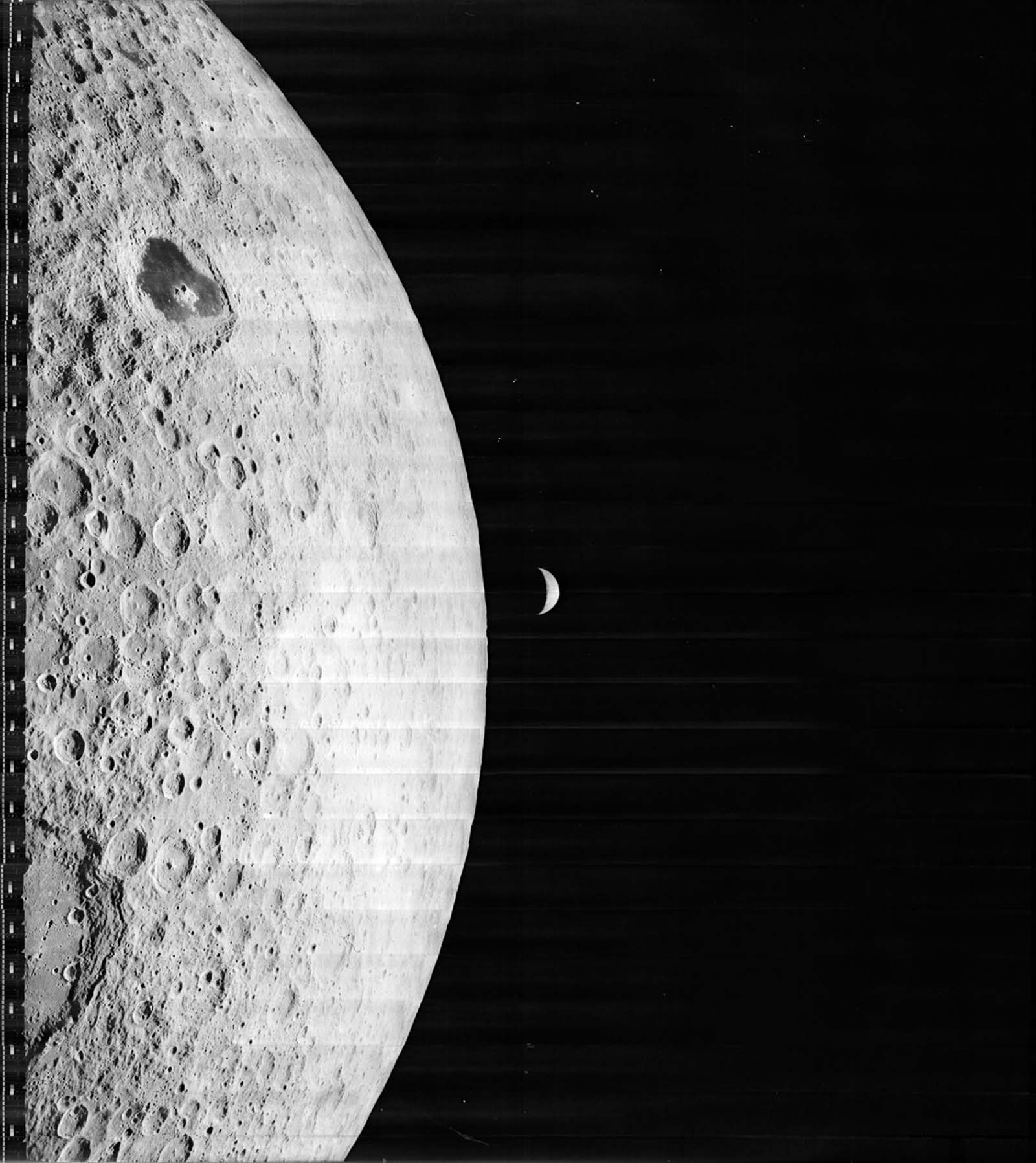 芸術写真 Pictures from the Surface of the Earth The photo that captured the First View of Earth from the